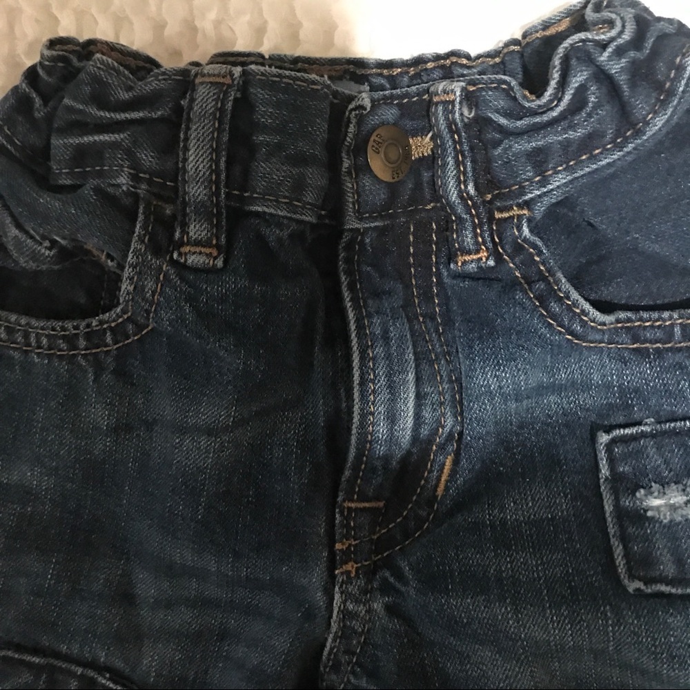 🎈Baby Gap Distressed Jeans 👖 - Picture 3 of 6